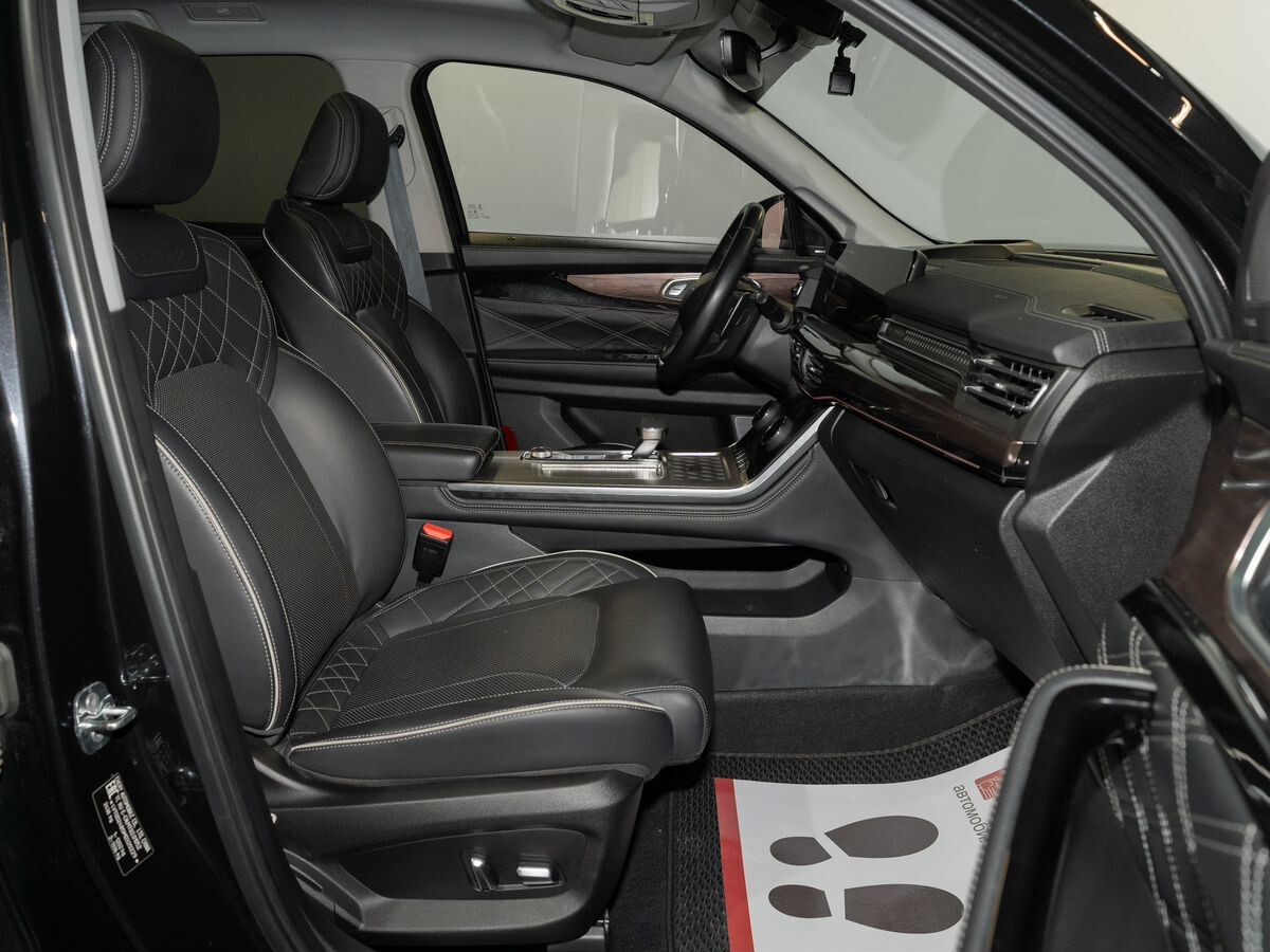 Exeed VX 2021 - фото автомобиля