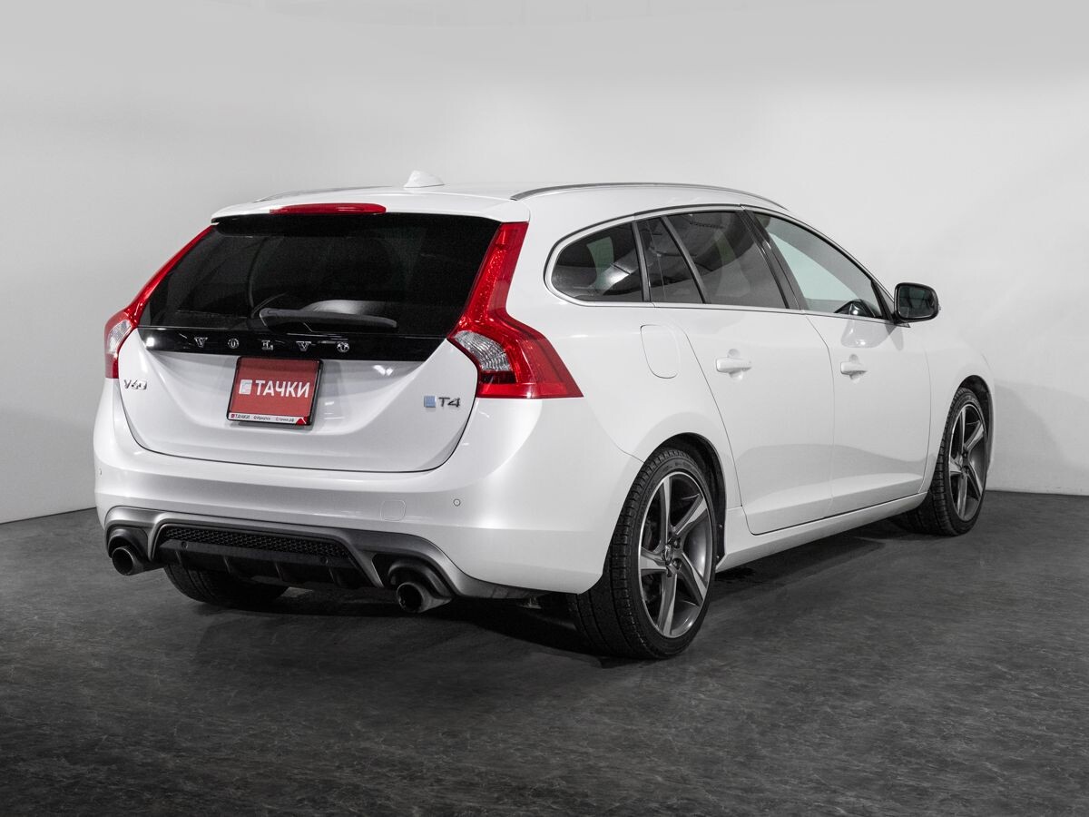 Volvo V60 2013 - фото автомобиля