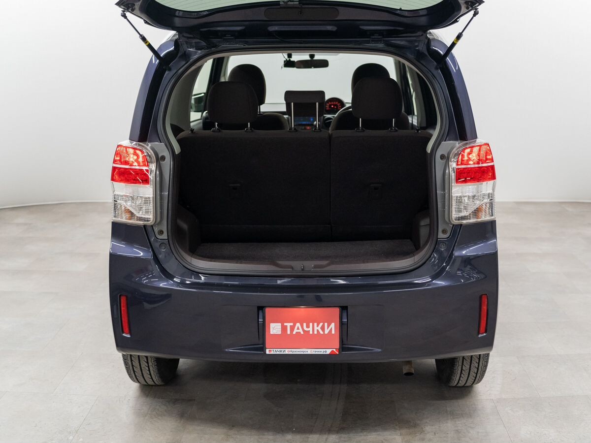 Toyota Spade 2012 - фото автомобиля