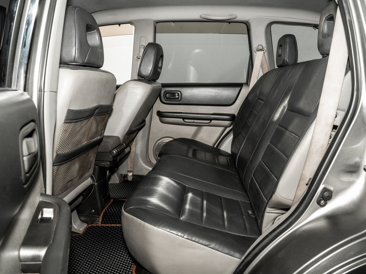 Nissan X-Trail 2006 - фото автомобиля
