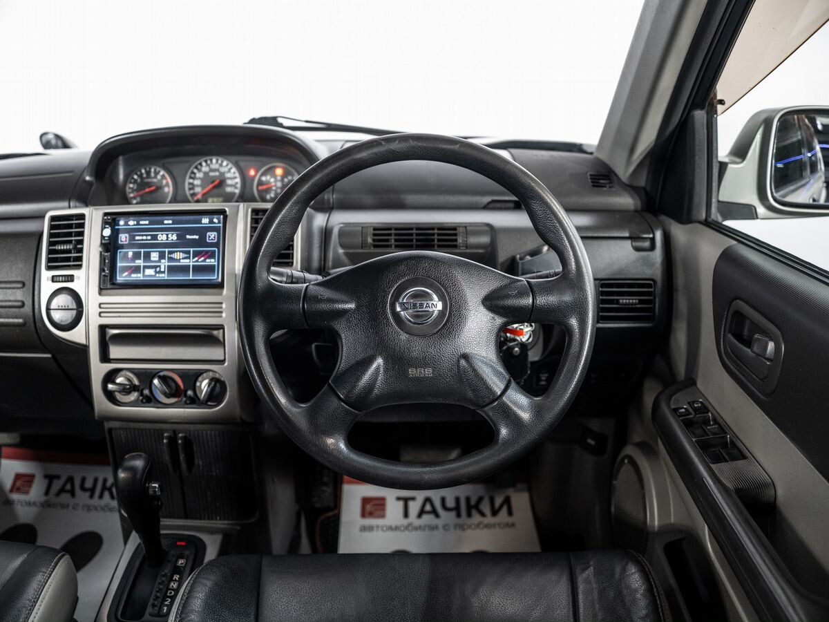 Nissan X-Trail 2006 - фото автомобиля
