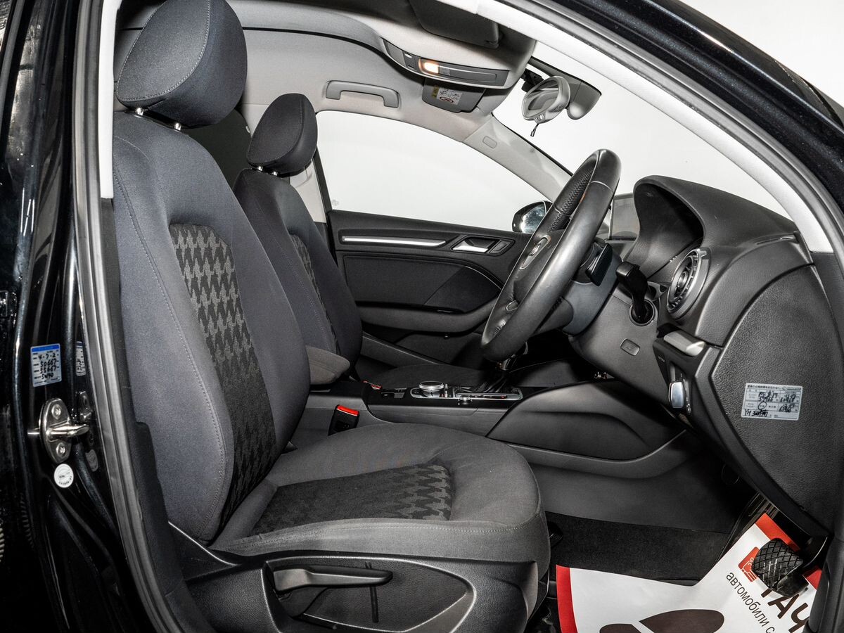 Audi A3 2013 - фото автомобиля