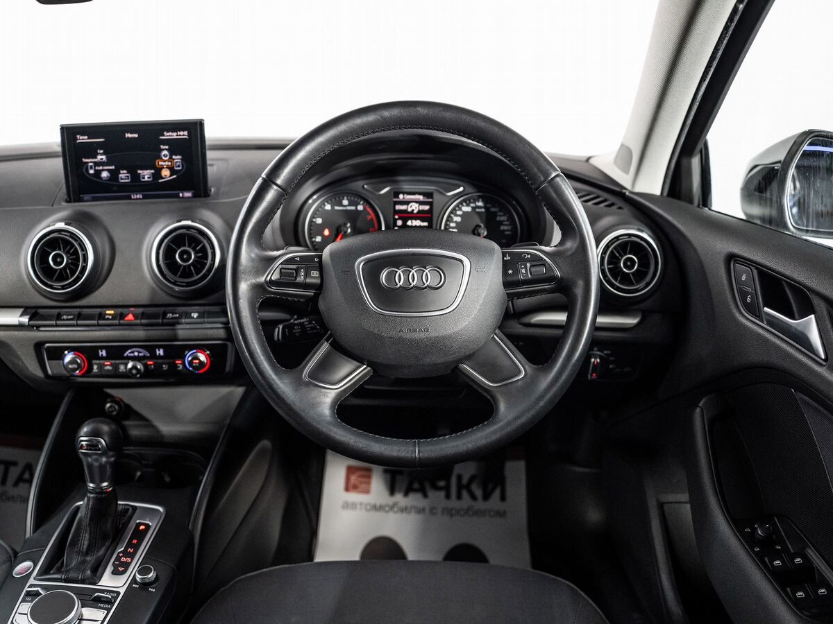 Audi A3 2013 - фото автомобиля