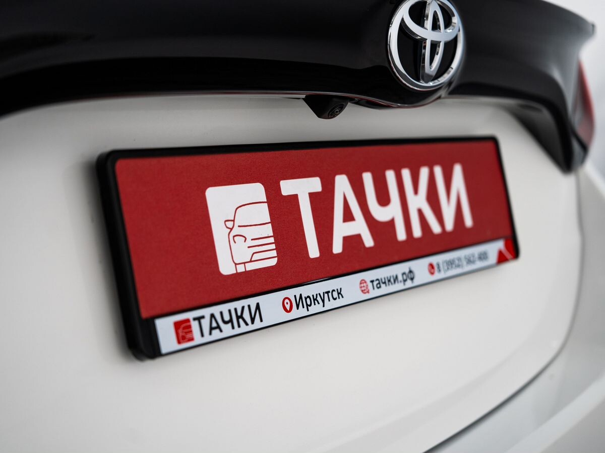 Toyota Yaris 2020 - фото автомобиля