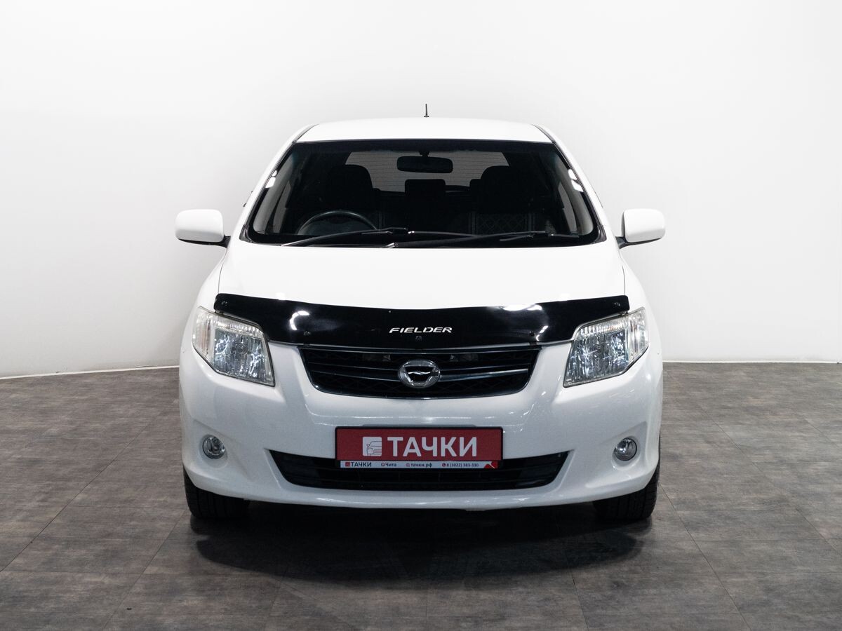 Toyota Corolla 2010 - фото автомобиля
