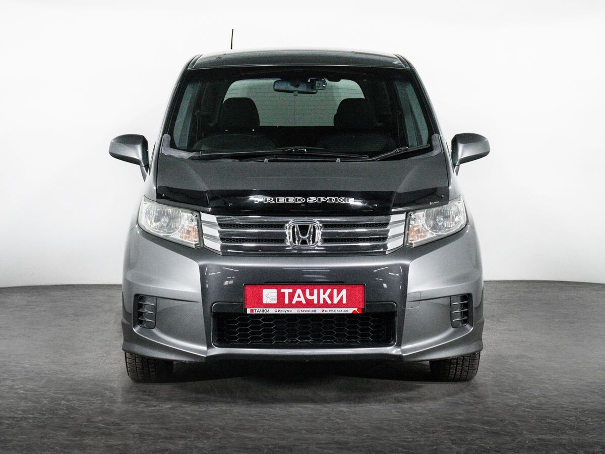 Honda Freed 2010 - фото автомобиля