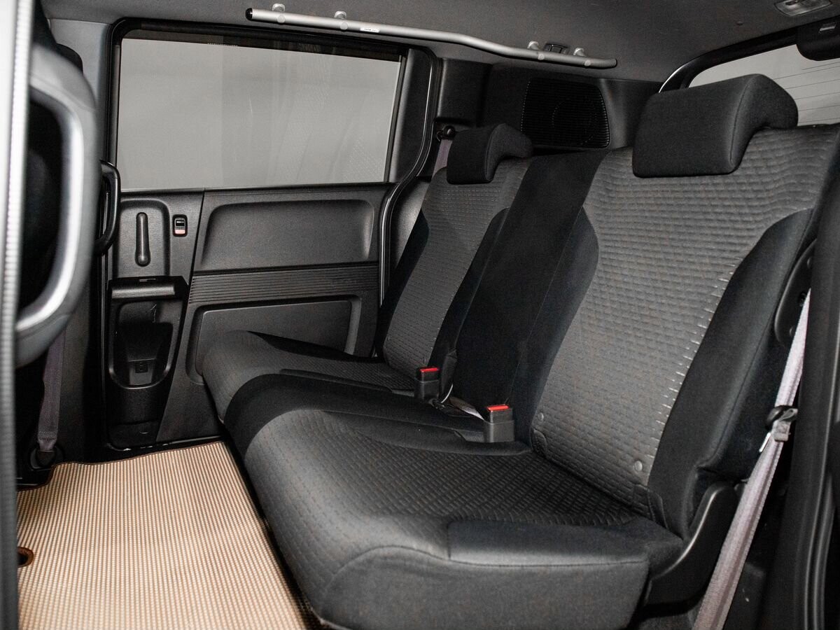 Honda Freed 2010 - фото автомобиля