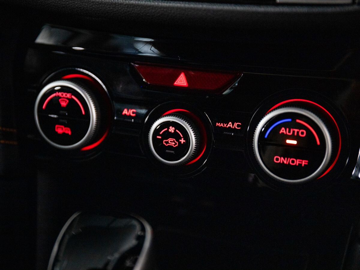 Subaru XV 2019 - фото автомобиля