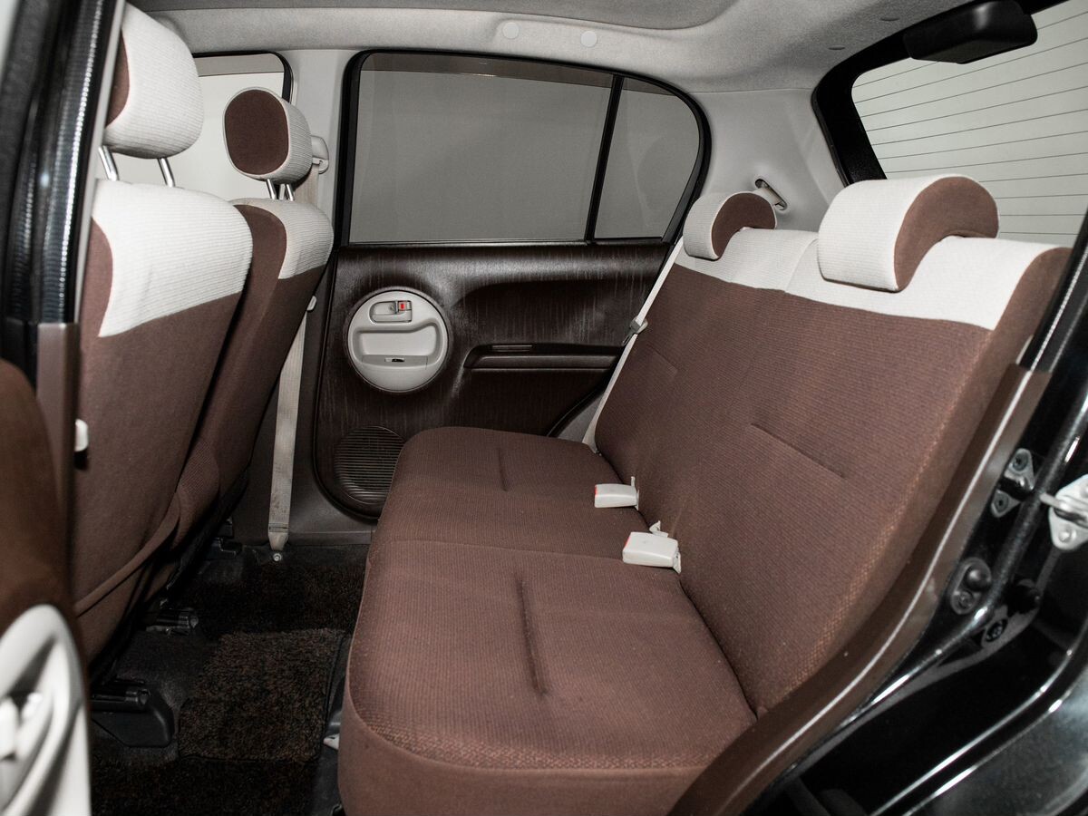 Toyota Passo 2010 - фото автомобиля