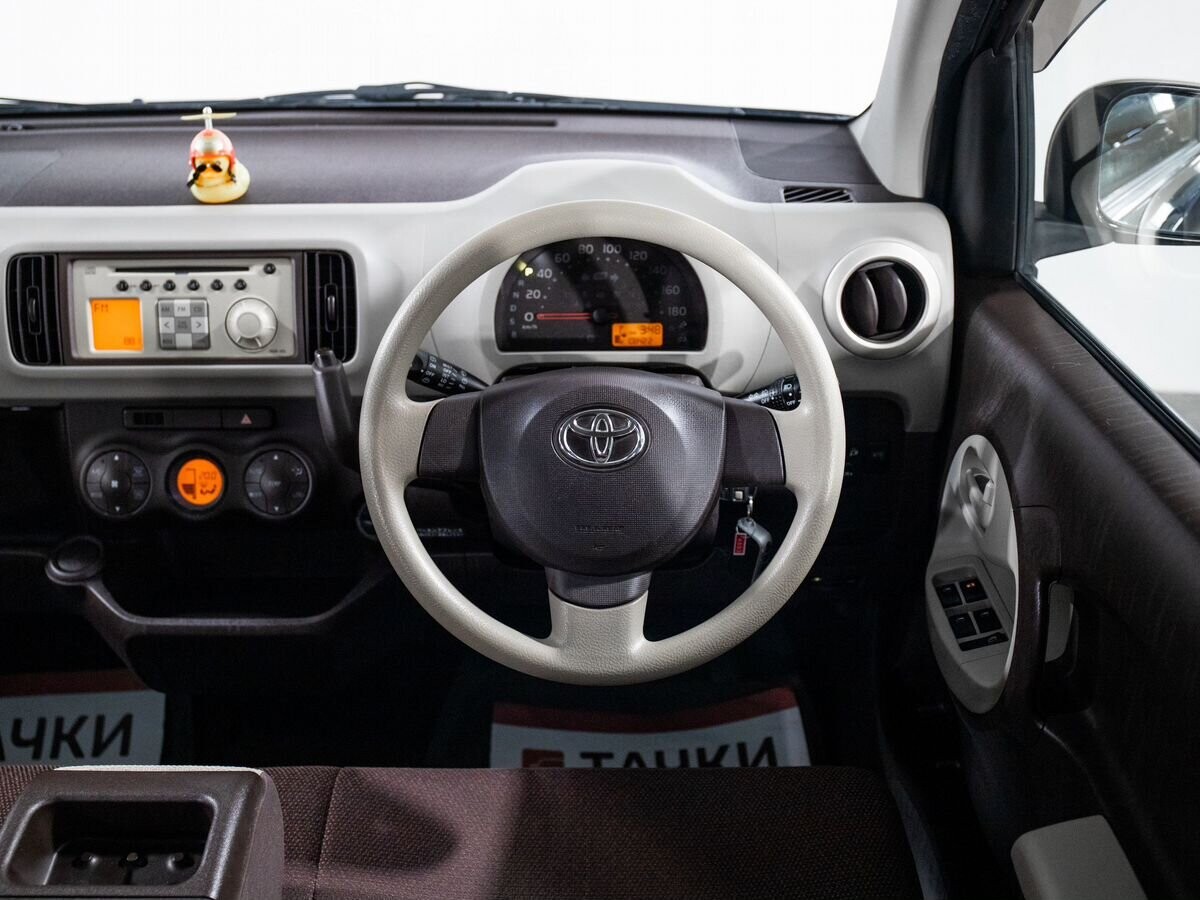 Toyota Passo 2010 - фото автомобиля