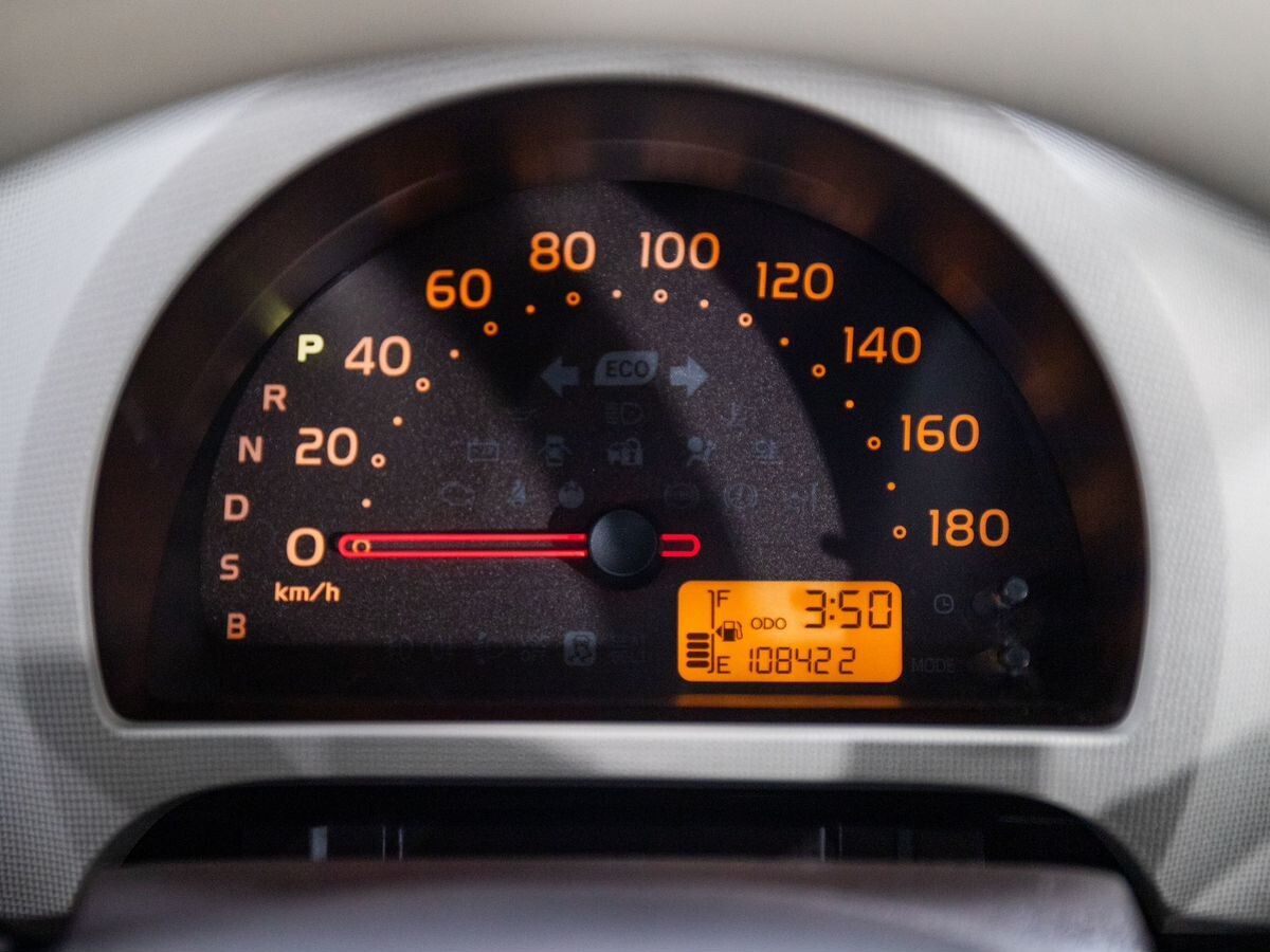 Toyota Passo 2010 - фото автомобиля