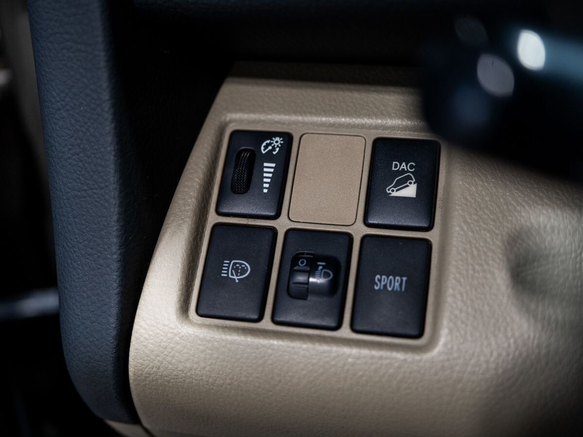 Toyota RAV4 2011 - фото автомобиля