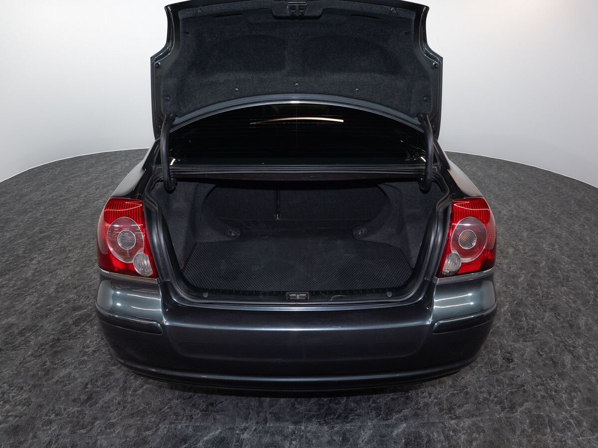 Toyota Avensis 2008 - фото автомобиля