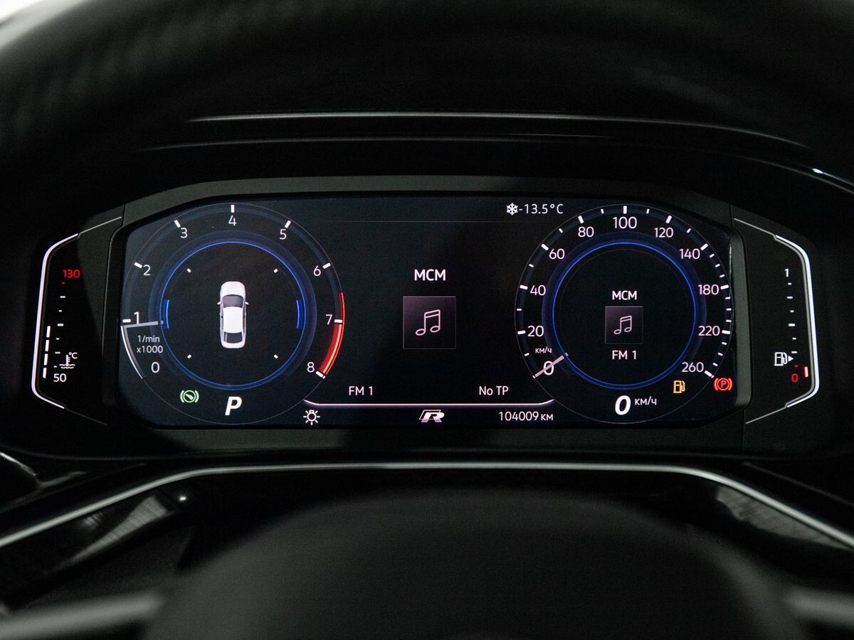 Volkswagen Polo 2020 - фото автомобиля