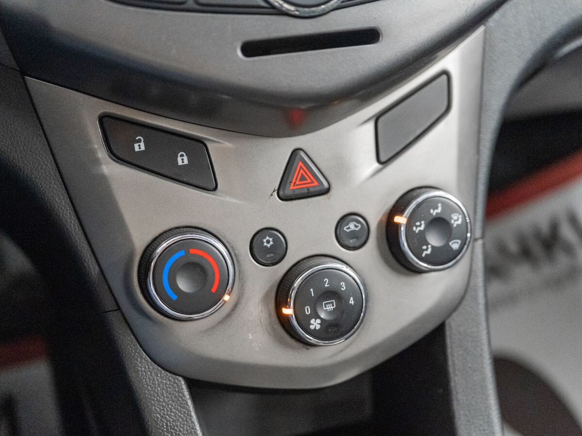 Chevrolet Aveo 2013 - фото автомобиля