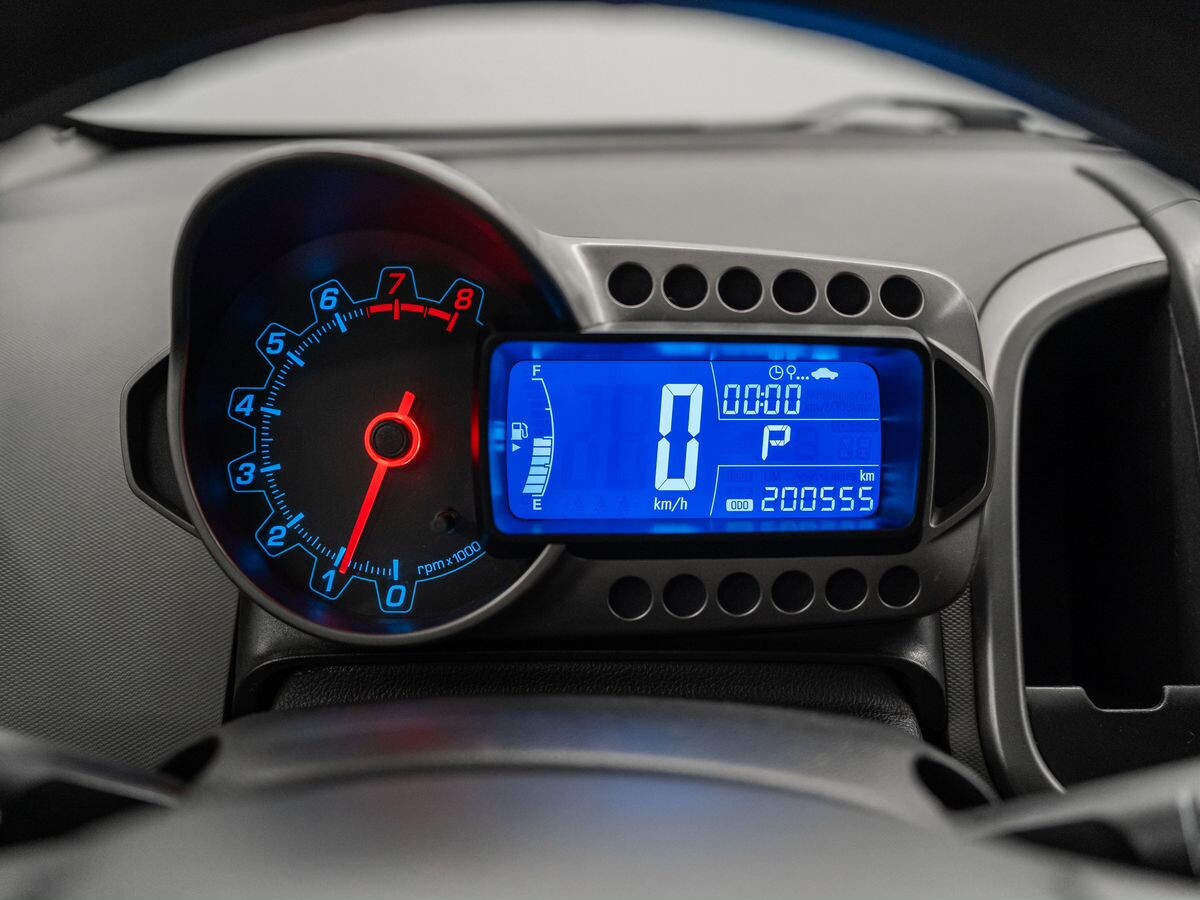 Chevrolet Aveo 2013 - фото автомобиля