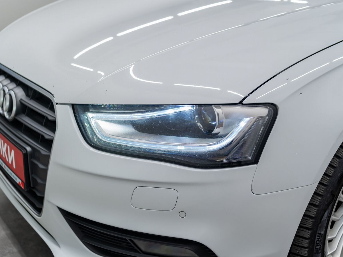 Audi A4 2012 - фото автомобиля
