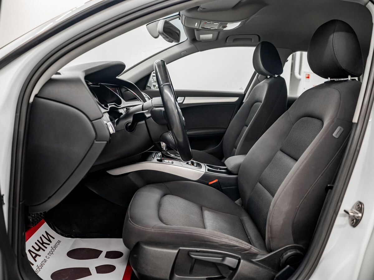 Audi A4 2012 - фото автомобиля