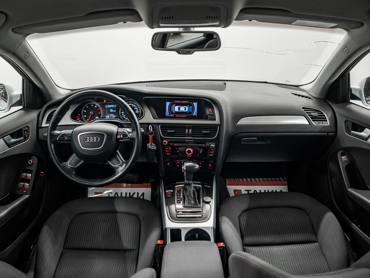 Audi A4 2012 - фото автомобиля