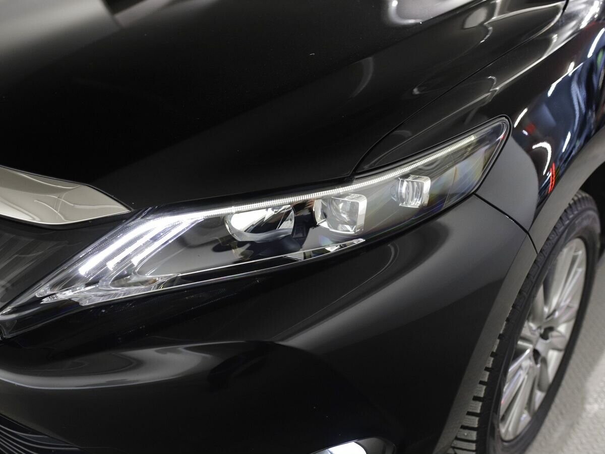 Toyota Harrier 2016 - фото автомобиля