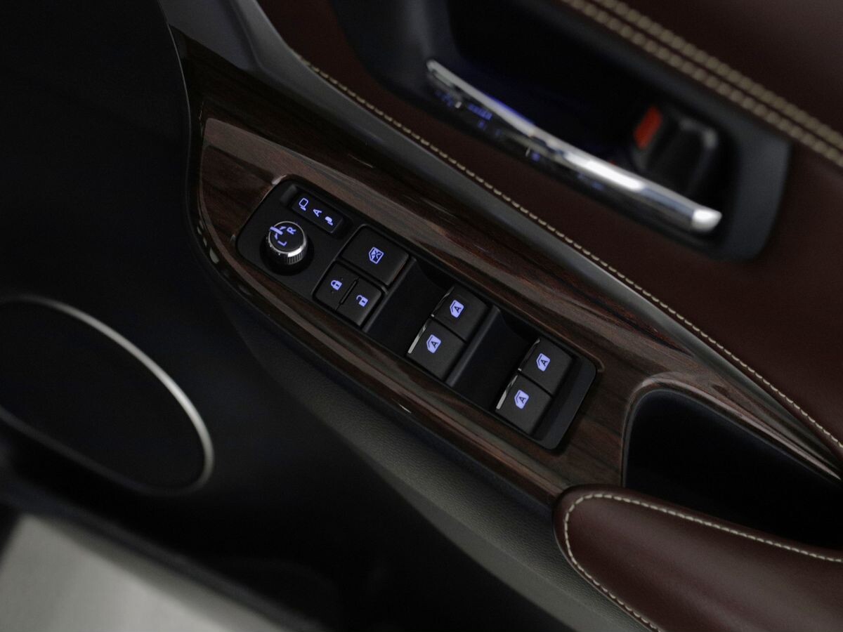 Toyota Harrier 2016 - фото автомобиля