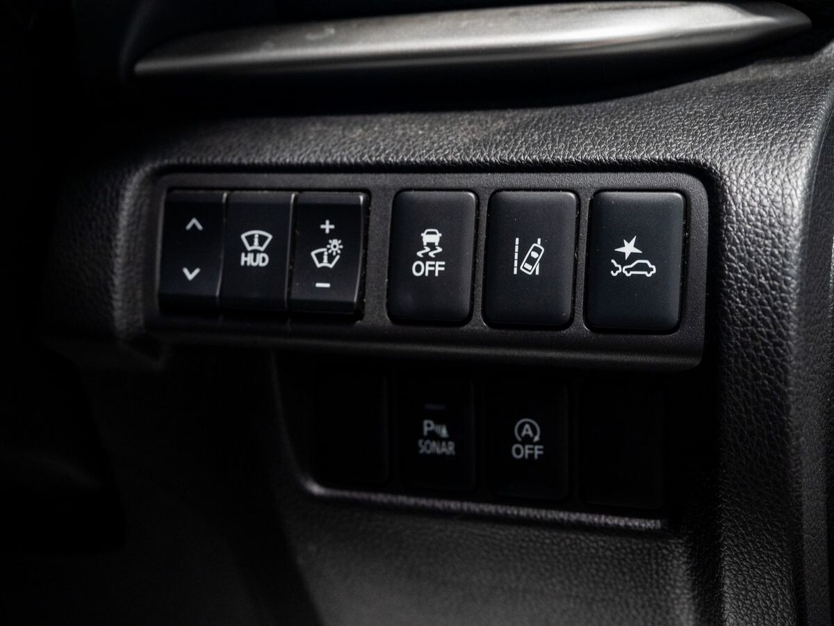 Mitsubishi Eclipse Cross 2018 - фото автомобиля