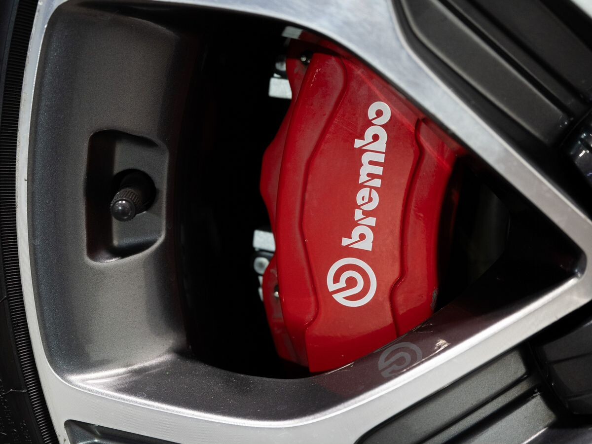 Kia Stinger 2019 - фото автомобиля