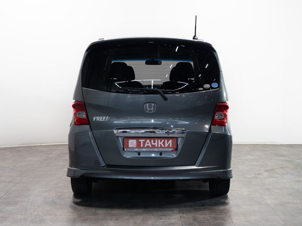 Honda Freed 2009 - фото автомобиля