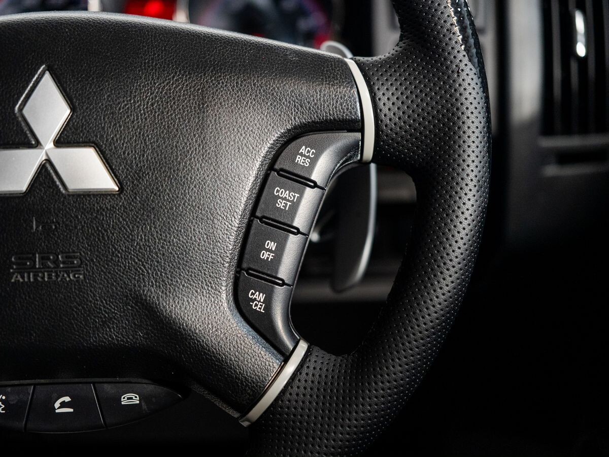 Mitsubishi Delica D:5 2008 - фото автомобиля