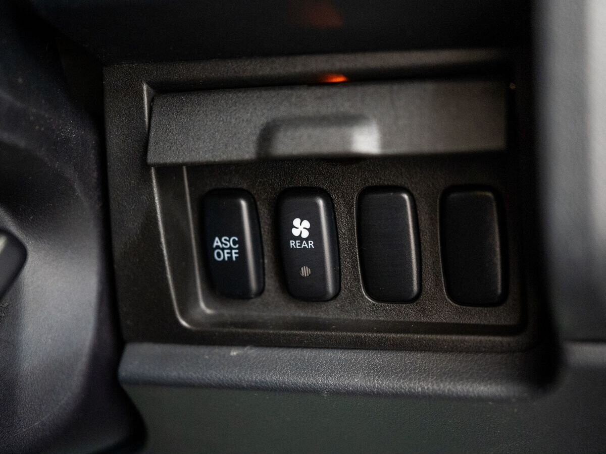 Mitsubishi Delica D:5 2008 - фото автомобиля