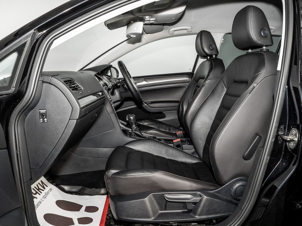 Volkswagen Golf 2015 - фото автомобиля