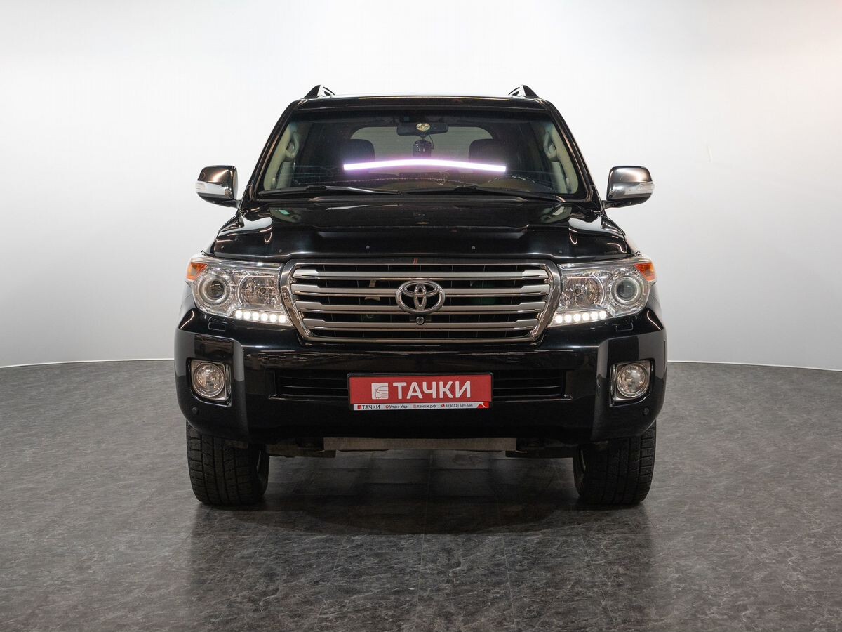 Toyota Land Cruiser 2013 - фото автомобиля