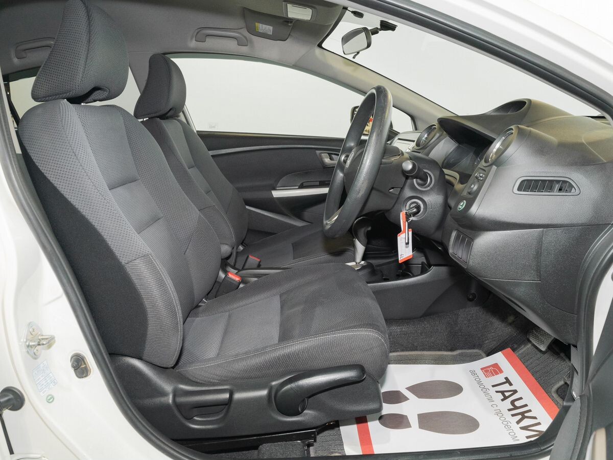 Honda Insight 2010 - фото автомобиля
