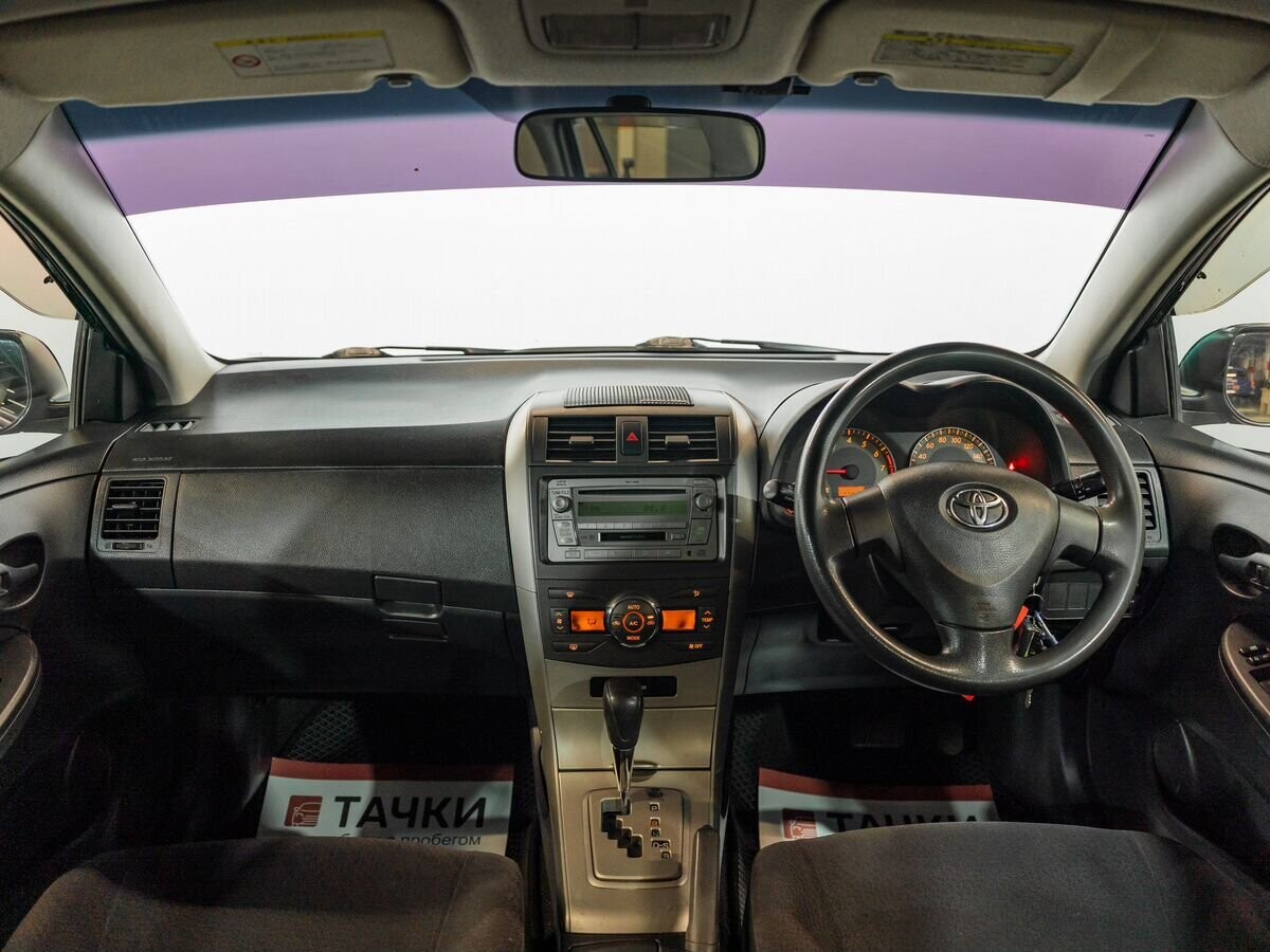 Toyota Corolla 2009 - фото автомобиля