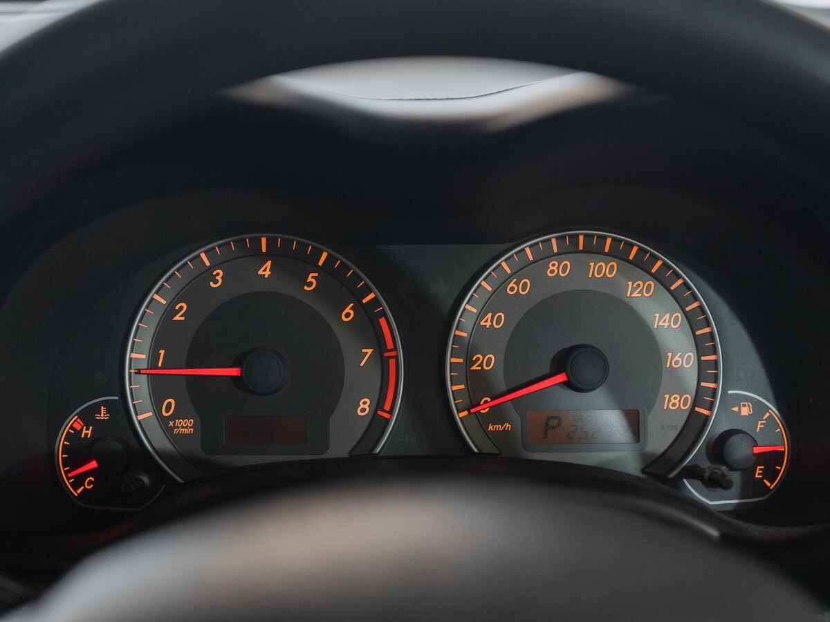 Toyota Corolla 2009 - фото автомобиля