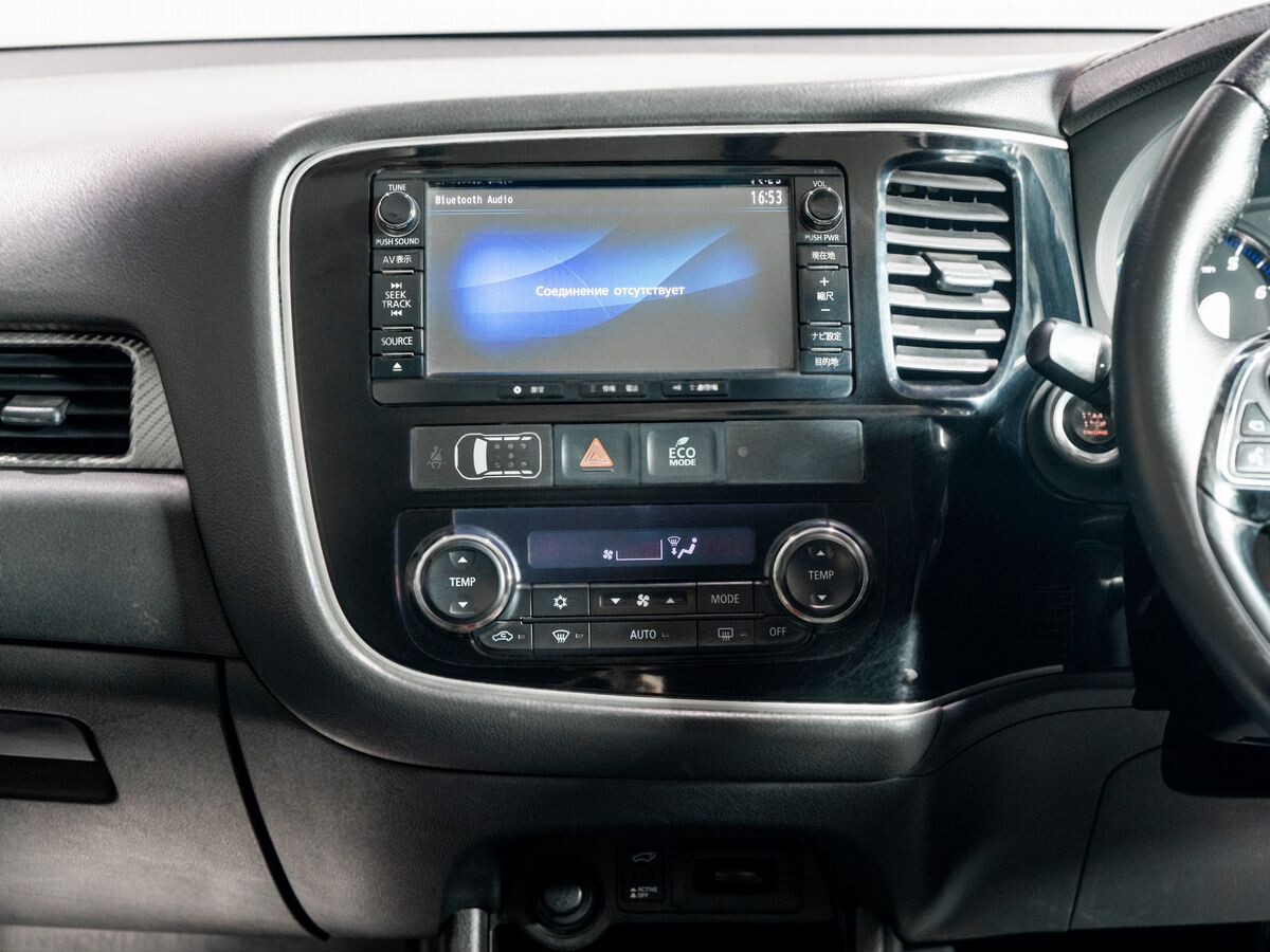 Mitsubishi Outlander 2015 - фото автомобиля