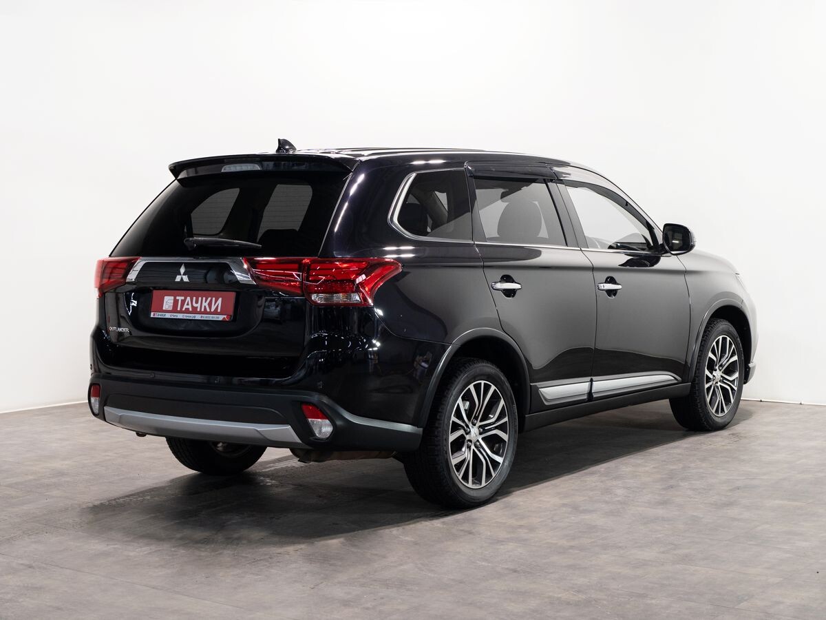 Mitsubishi Outlander 2015 - фото автомобиля