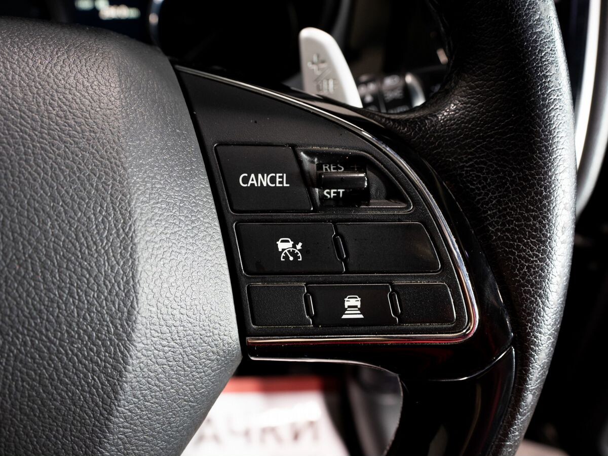 Mitsubishi Outlander 2015 - фото автомобиля