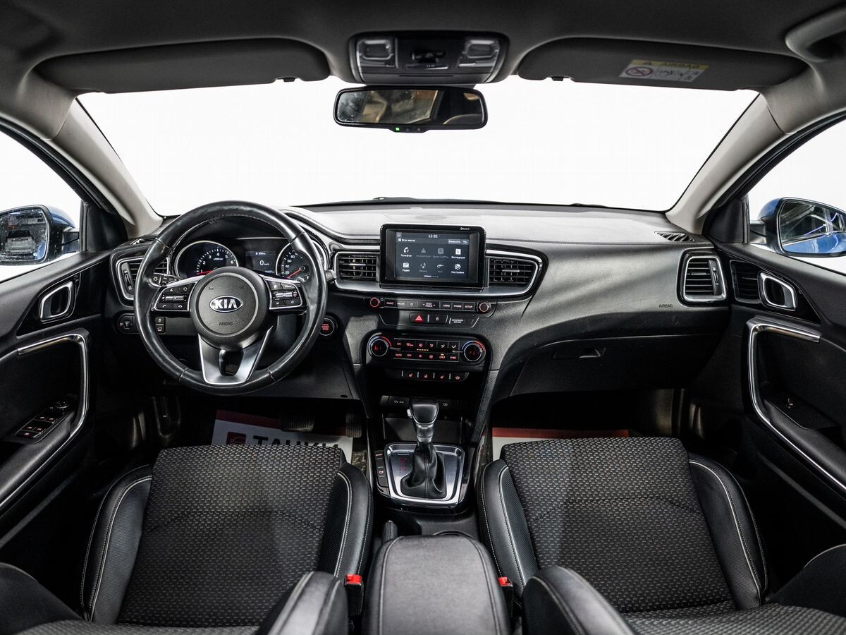 Kia Ceed 2019 - фото автомобиля