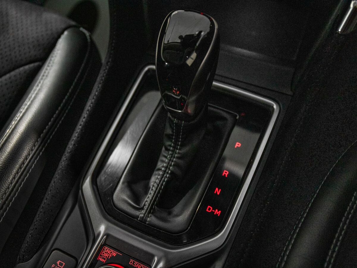 Subaru Forester 2021 - фото автомобиля