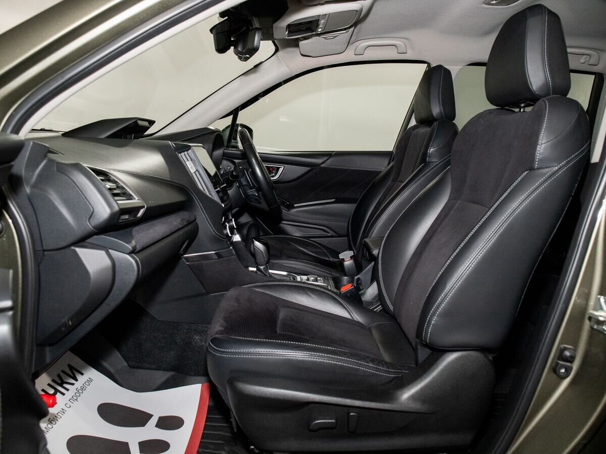 Subaru Forester 2021 - фото автомобиля