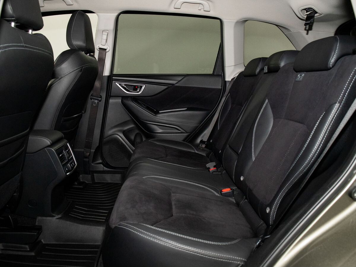 Subaru Forester 2021 - фото автомобиля