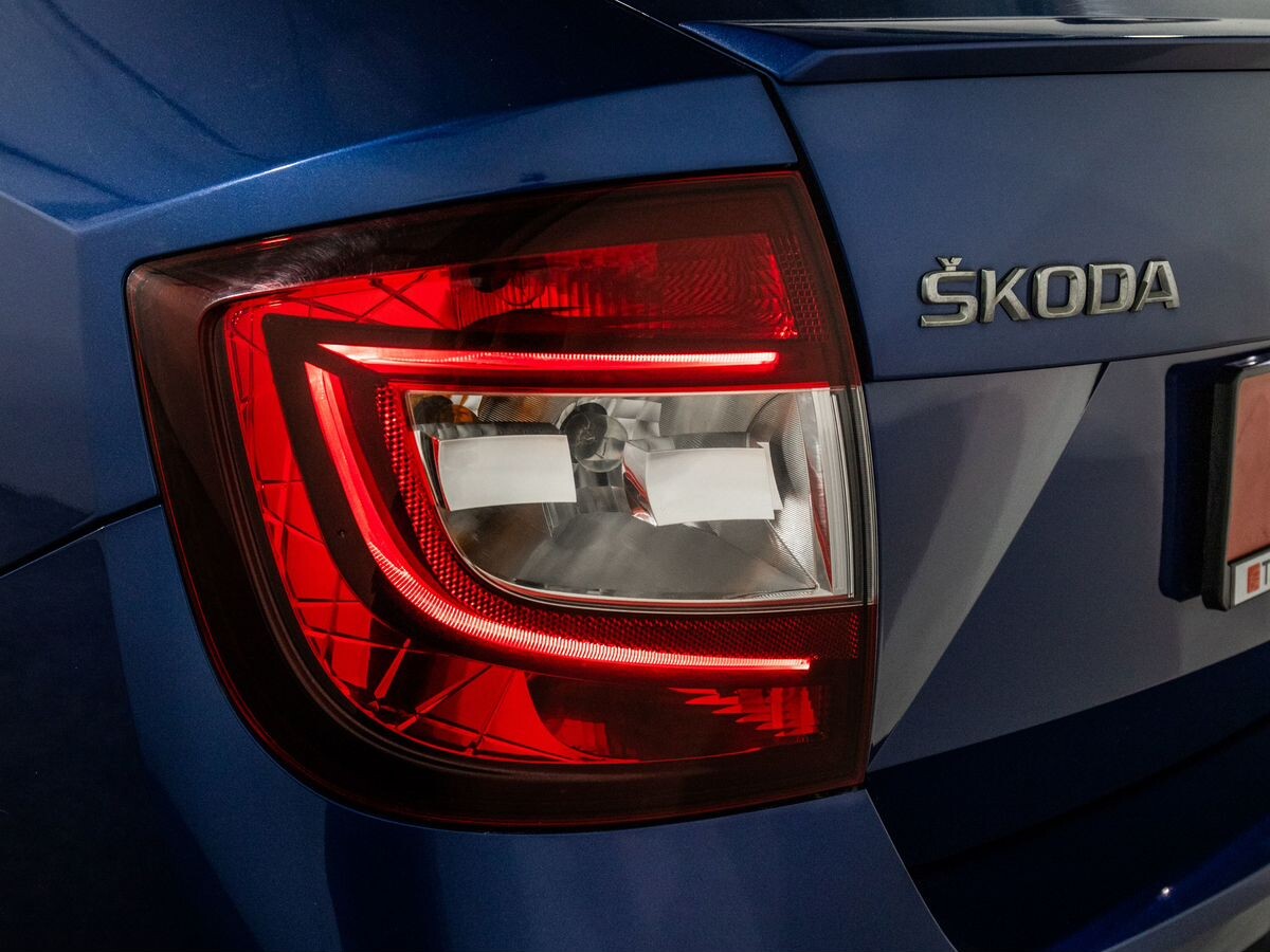 Skoda Rapid 2018 - фото автомобиля