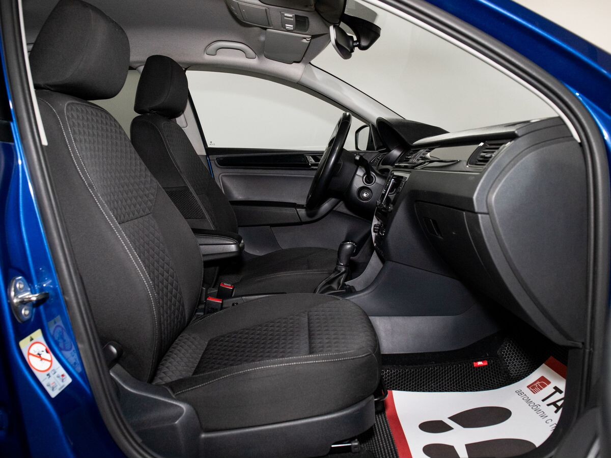 Skoda Rapid 2018 - фото автомобиля