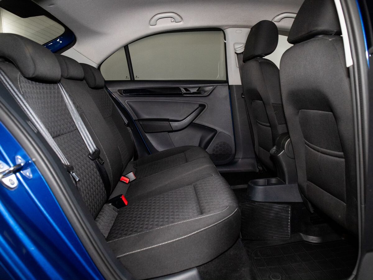 Skoda Rapid 2018 - фото автомобиля