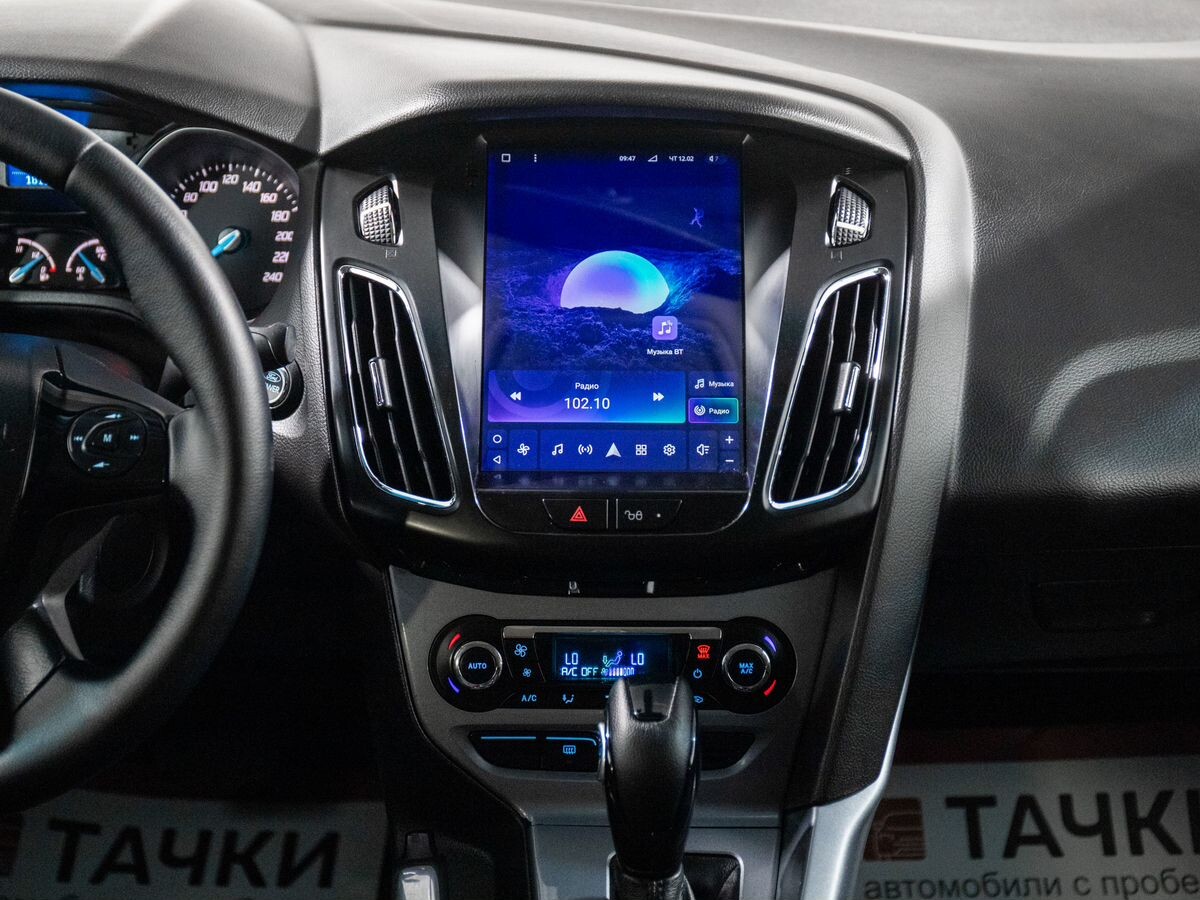 Ford Focus 2011 - фото автомобиля