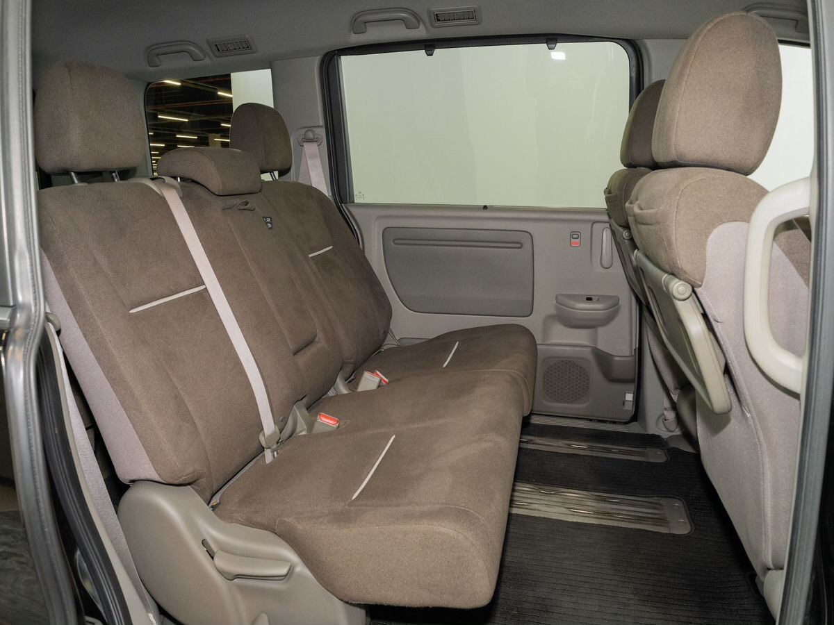 Honda Stepwgn 2015 - фото автомобиля