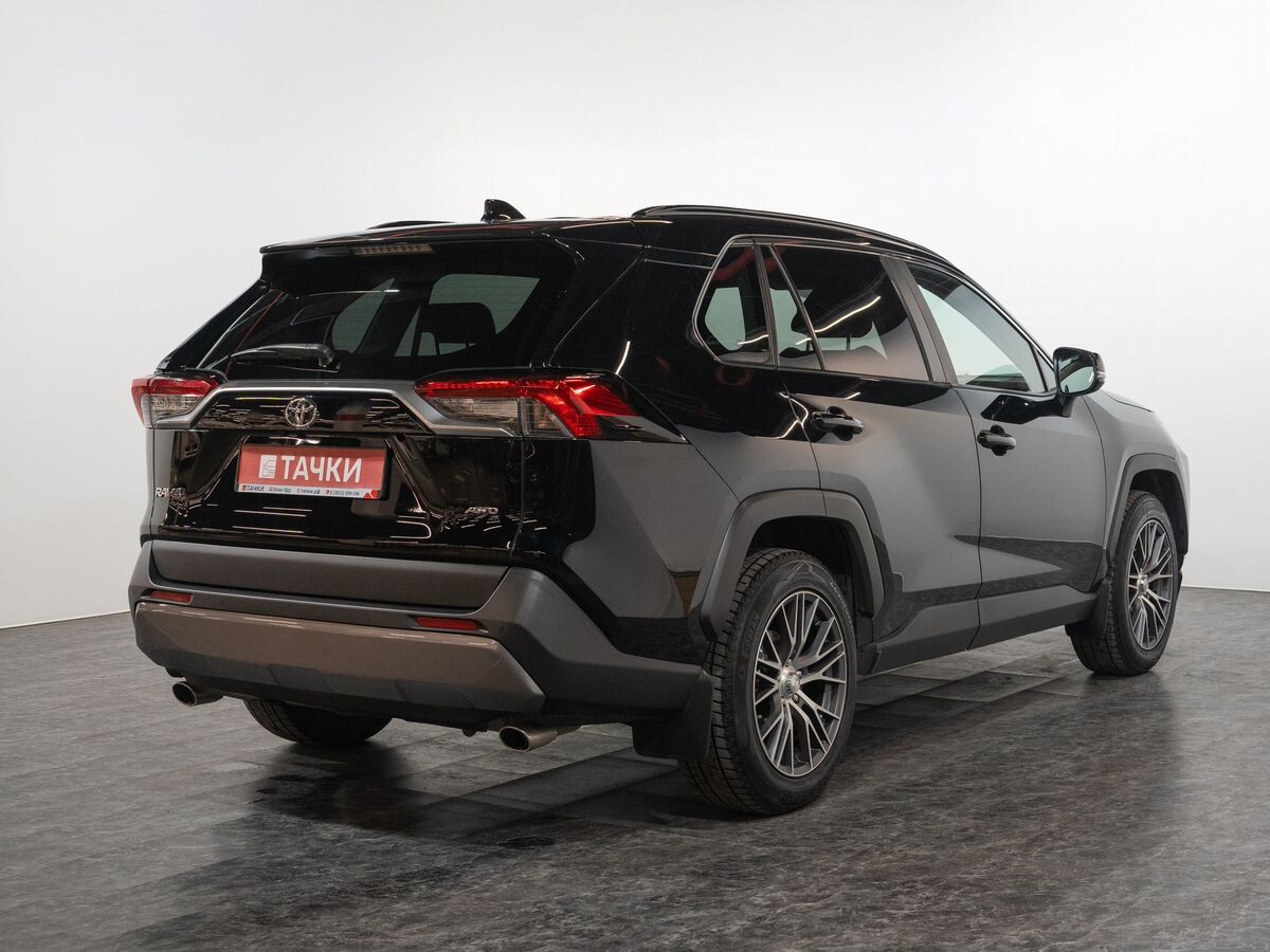 Toyota RAV4 2019 - фото автомобиля