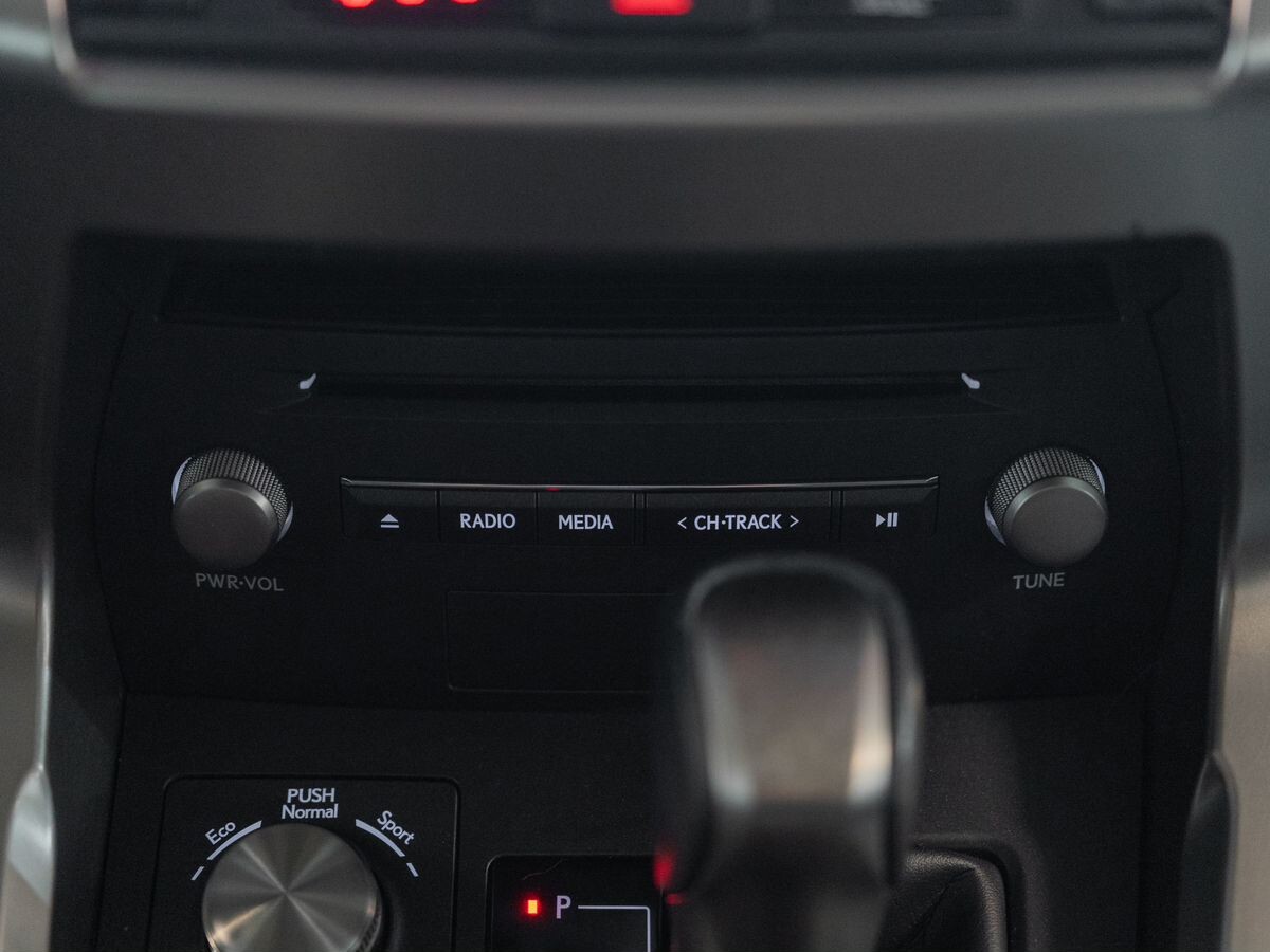 Lexus NX 2020 - фото автомобиля