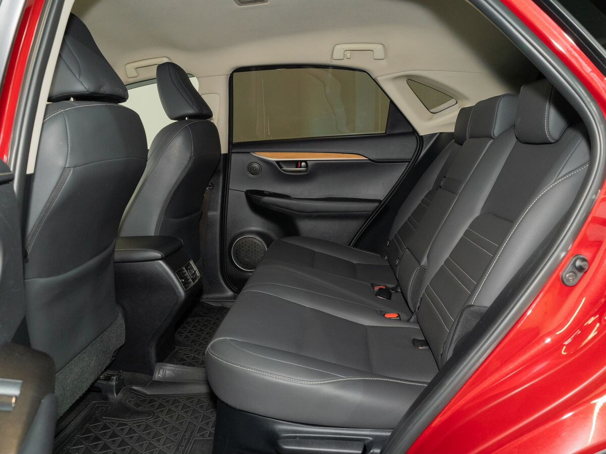 Lexus NX 2020 - фото автомобиля